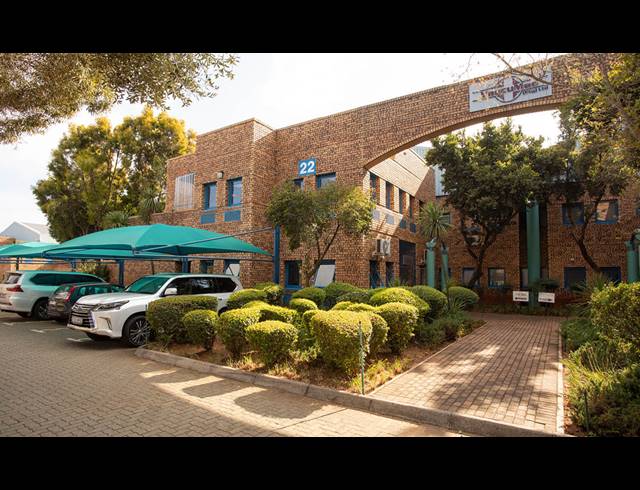 720M² OFFICE TO LET IN RANDJESPARK